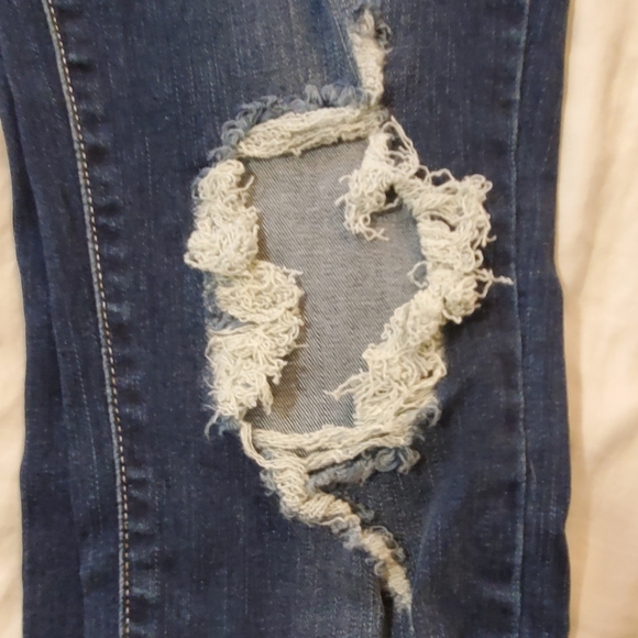 Cello distressed denim jeans - size 9 - Picture 5 of 8